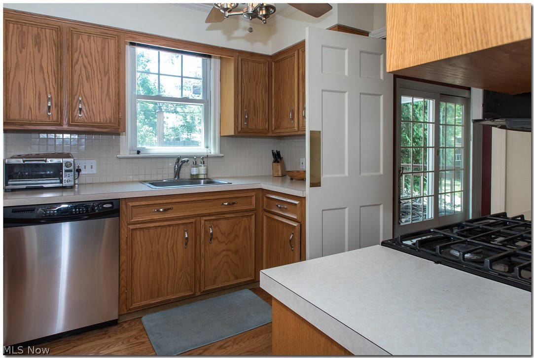 3510 Boynton Road Cleveland Heights, OH 44121 - Photo 14 of 31