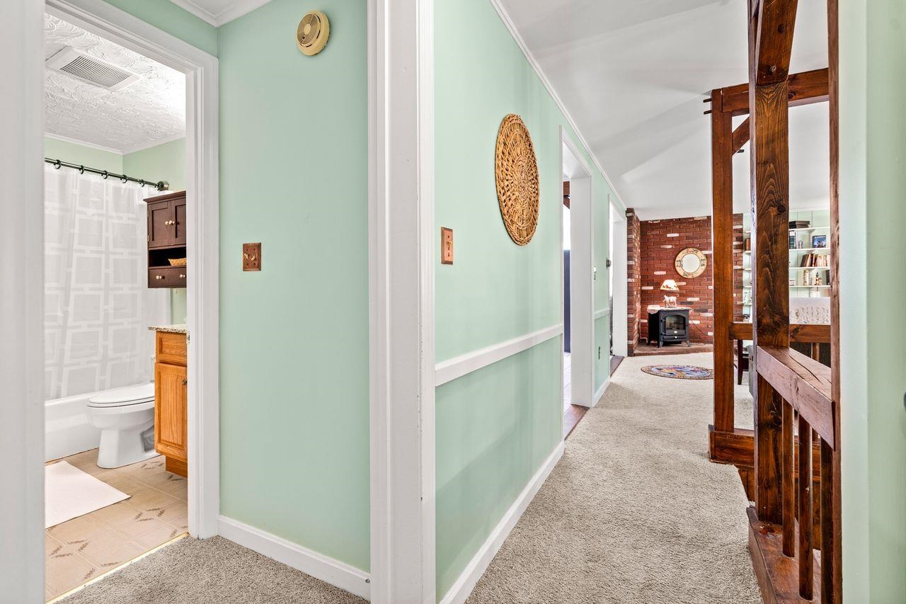 37 Baboosic Lake Road Amherst, NH 03031 - Photo 19 of 47