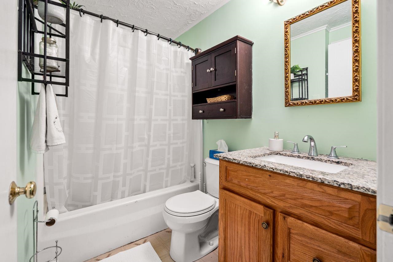 37 Baboosic Lake Road Amherst, NH 03031 - Photo 20 of 47