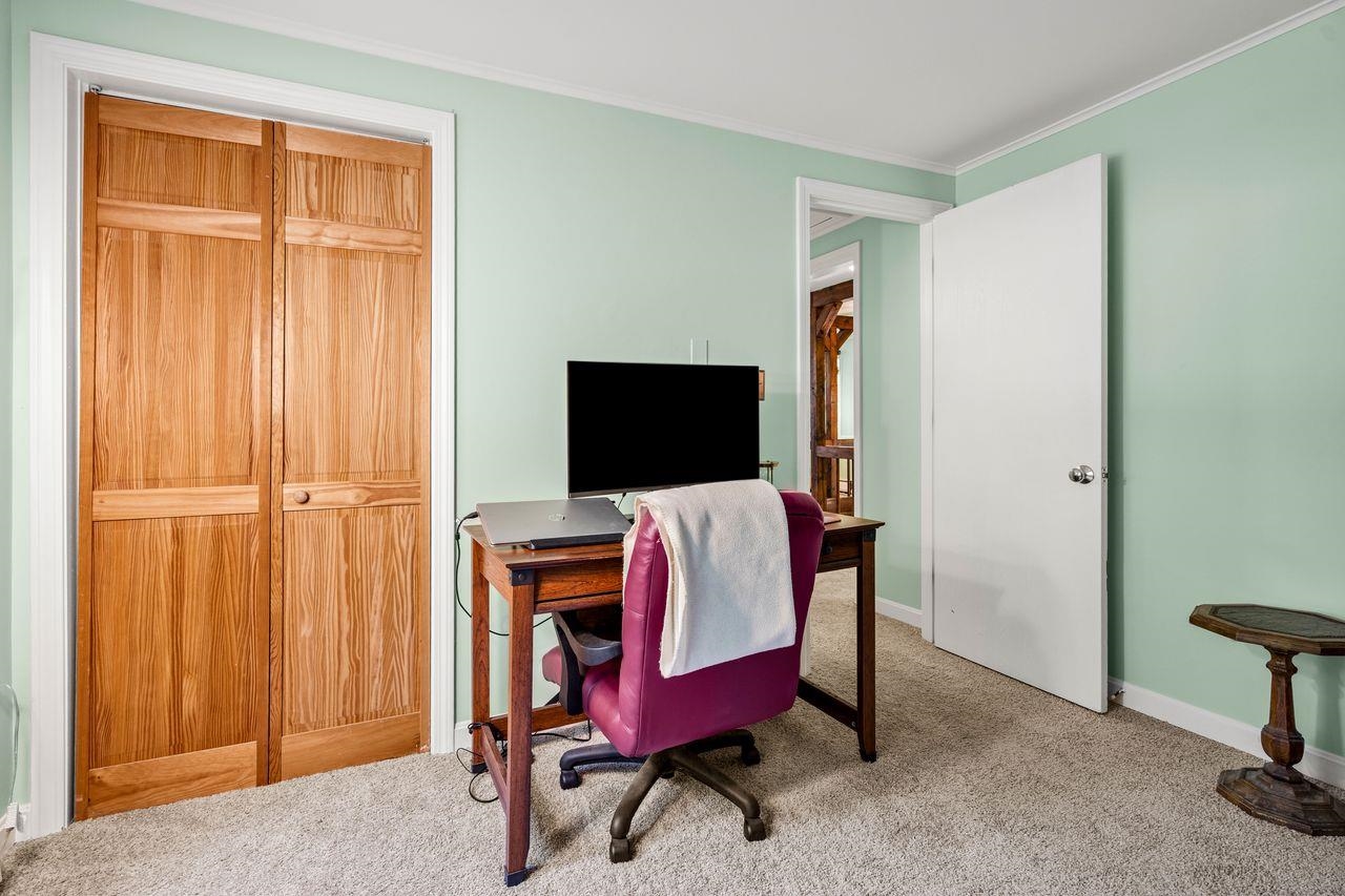 37 Baboosic Lake Road Amherst, NH 03031 - Photo 22 of 47