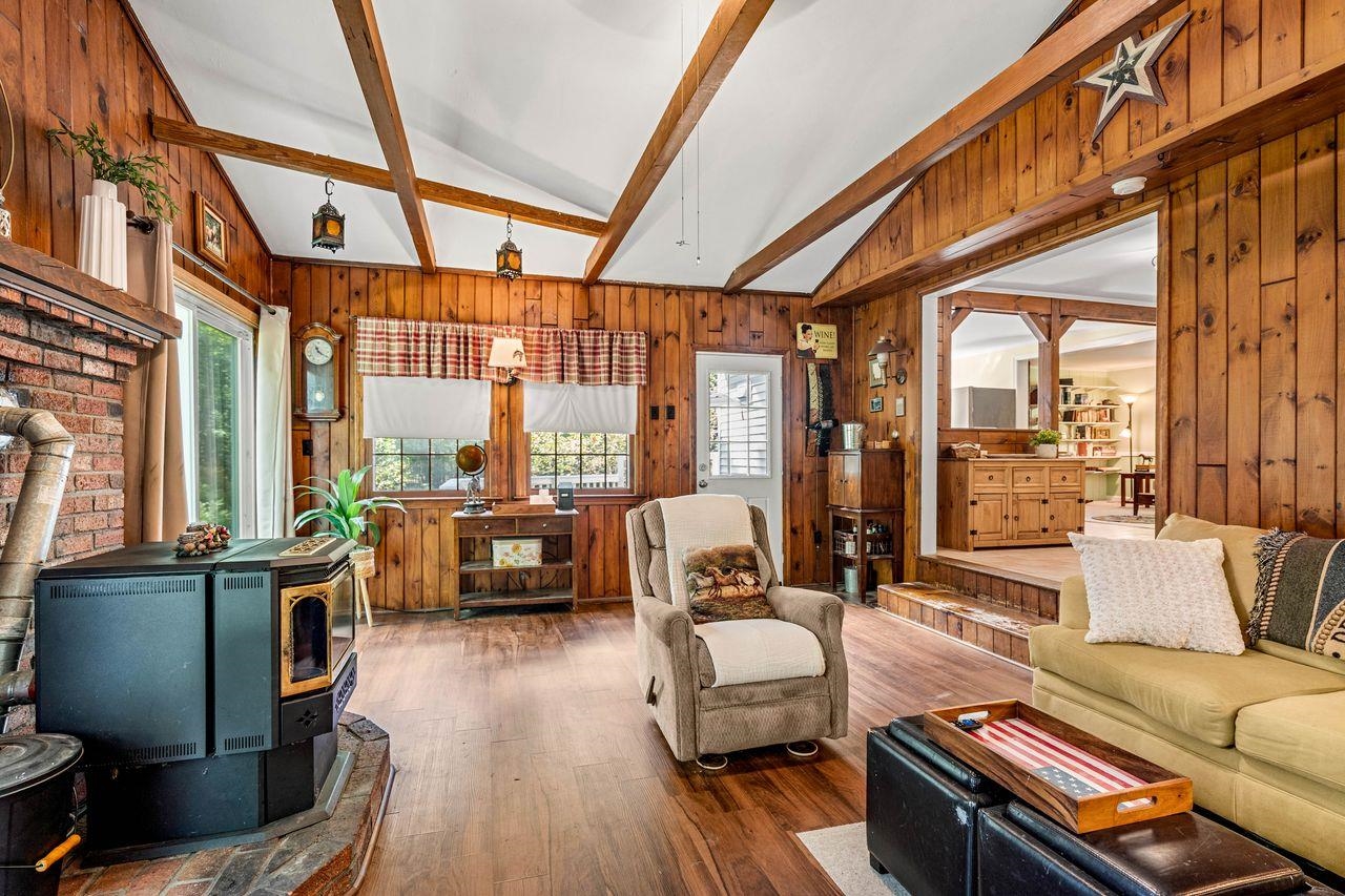 37 Baboosic Lake Road Amherst, NH 03031 - Photo 3 of 47