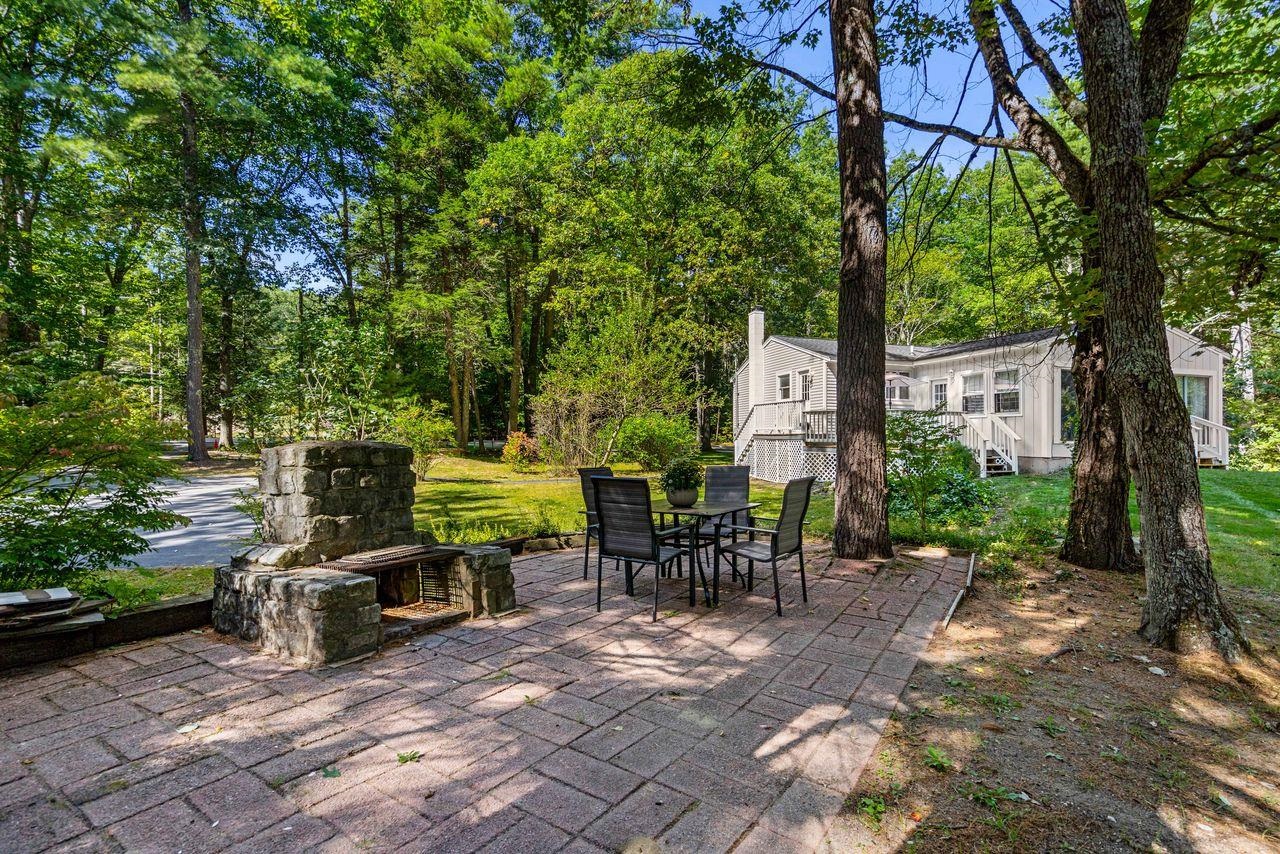 37 Baboosic Lake Road Amherst, NH 03031 - Photo 37 of 47