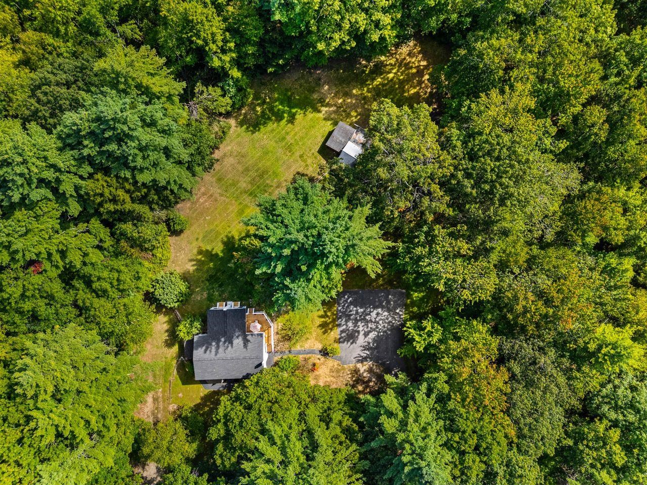 37 Baboosic Lake Road Amherst, NH 03031 - Photo 41 of 47