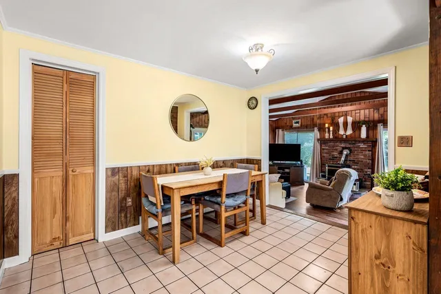 $510,000 | 37 Baboosic Lake Road, Amherst, NH 03031