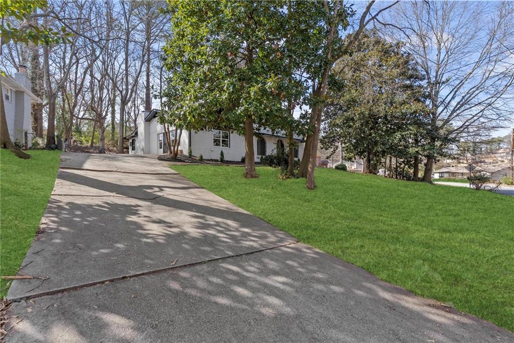 2219 Riverbrook Road Decatur, GA 30035 - Photo 3 of 40