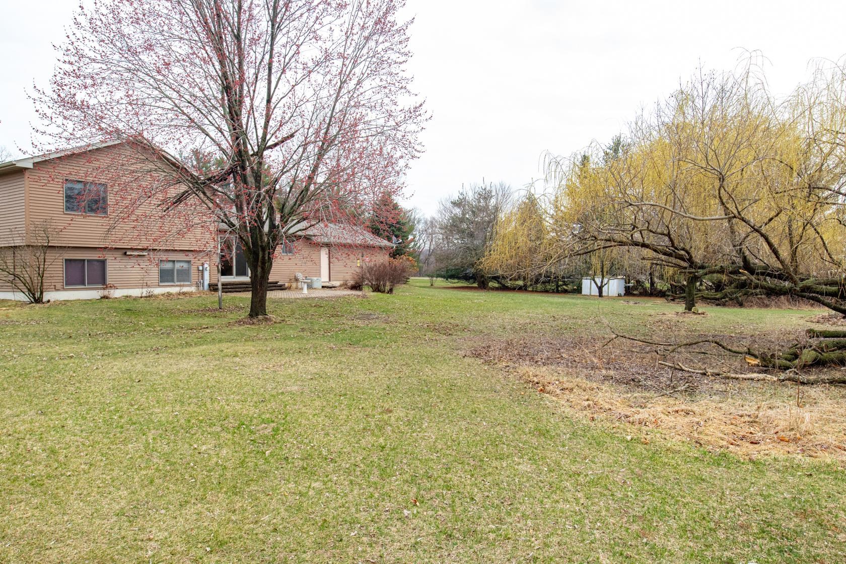 N6677 37th Avenue Fremont, WI 54940 - Photo 7 of 31