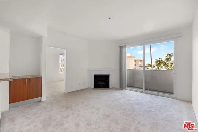 $625,000 | 620 South Gramercy Place, Unit 301, Los Angeles, CA 90010