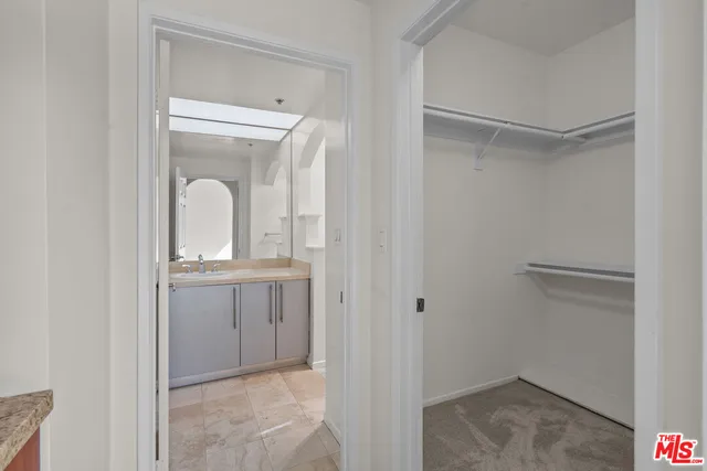 $625,000 | 620 South Gramercy Place, Unit 301, Los Angeles, CA 90010