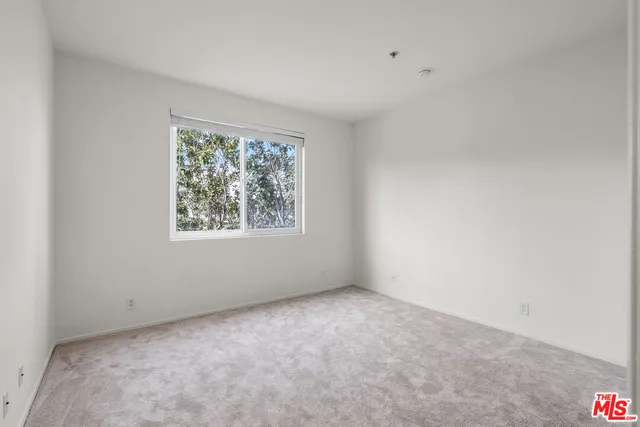 $625,000 | 620 South Gramercy Place, Unit 301, Los Angeles, CA 90010