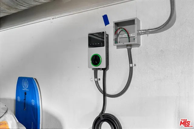 $625,000 | 620 South Gramercy Place, Unit 301, Los Angeles, CA 90010