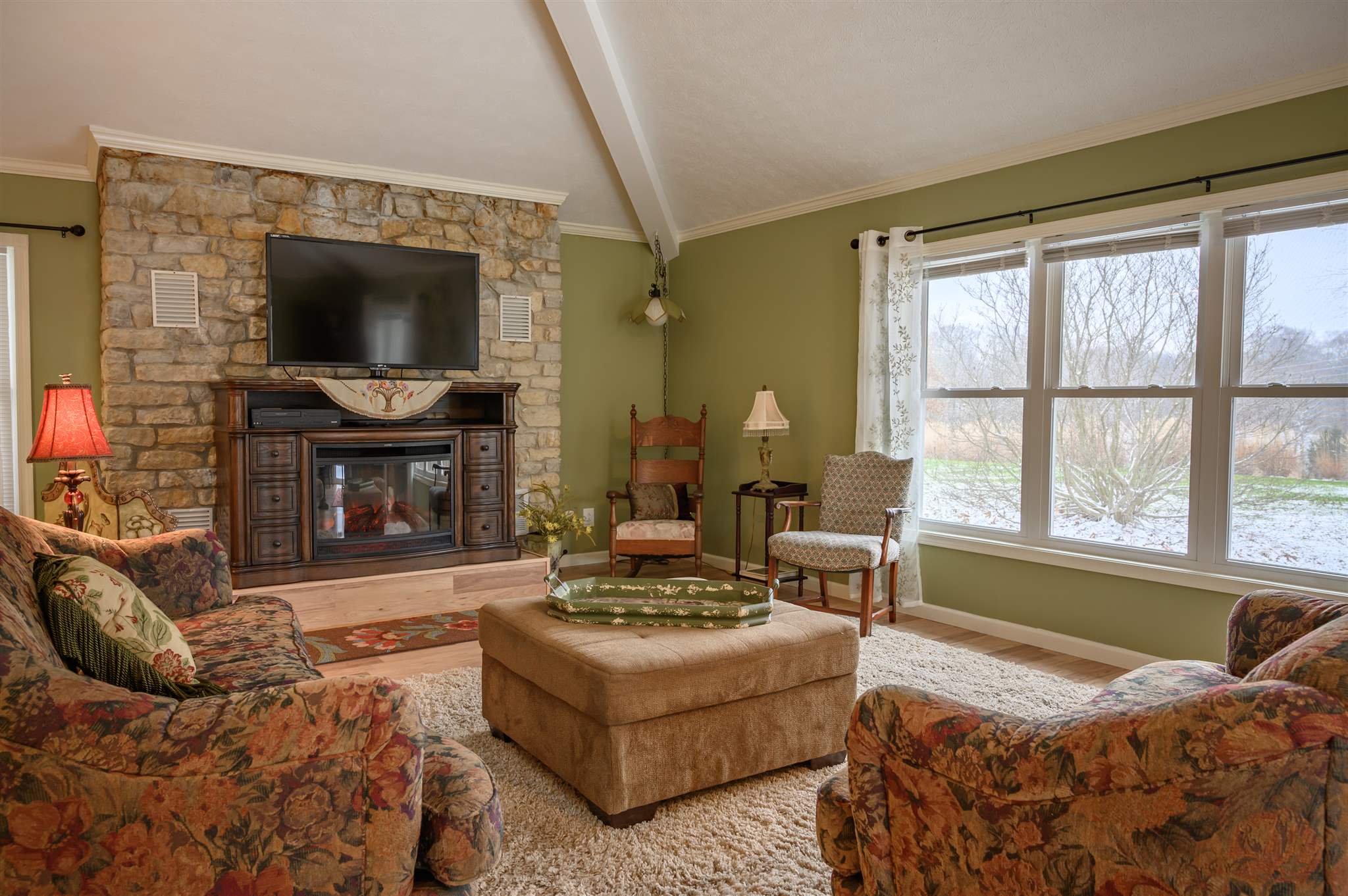3062 Smith Road Nashville, IN 47448 - Photo 4 of 26 Gallery Image 4