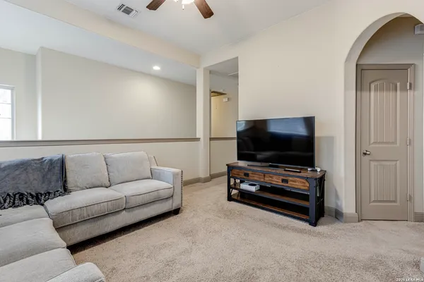 $2,100 | 17411 Brachetto, San Antonio, TX 78247
