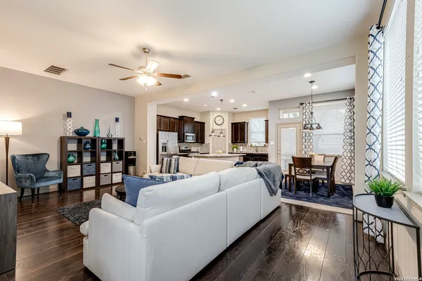 $2,100 | 17411 Brachetto, San Antonio, TX 78247