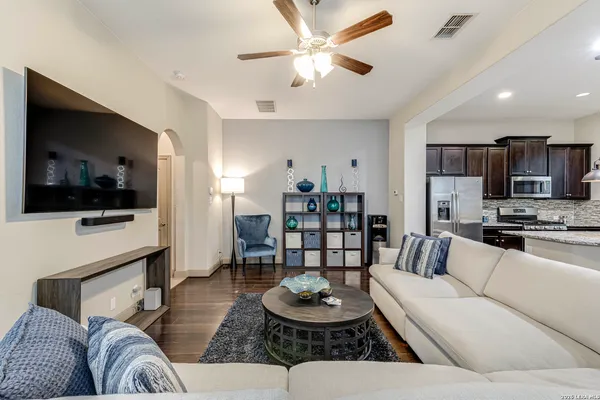 $2,100 | 17411 Brachetto, San Antonio, TX 78247