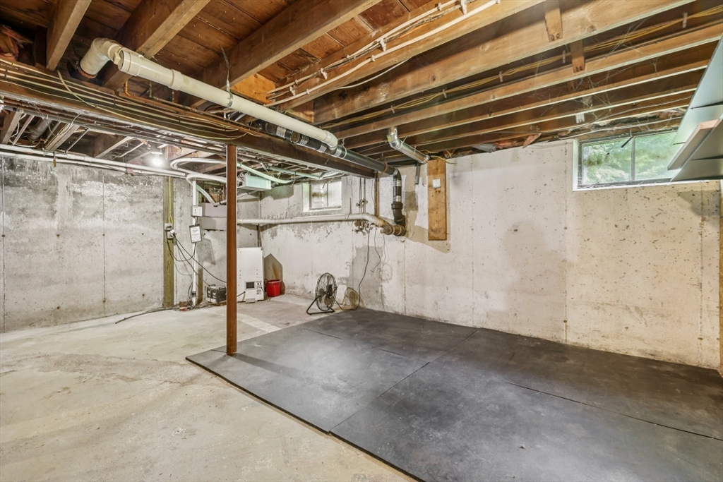 19 Cross Road Boxford, MA 01921 - Photo 29 of 41 a view of an empty room