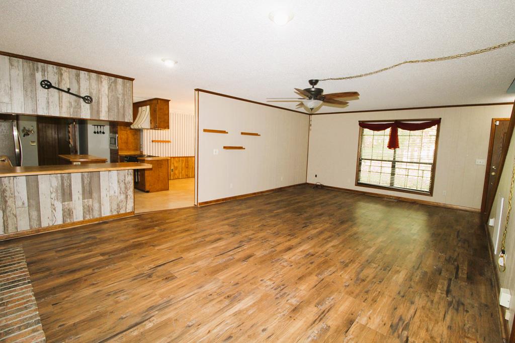 44 Deerfield Road Newton, AL 36352 - Photo 3 of 36 Grandroom