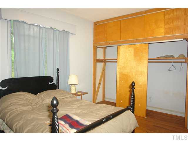 412 Dixie Trail Raleigh, NC 27607 - Photo 12 of 15 Photo 12