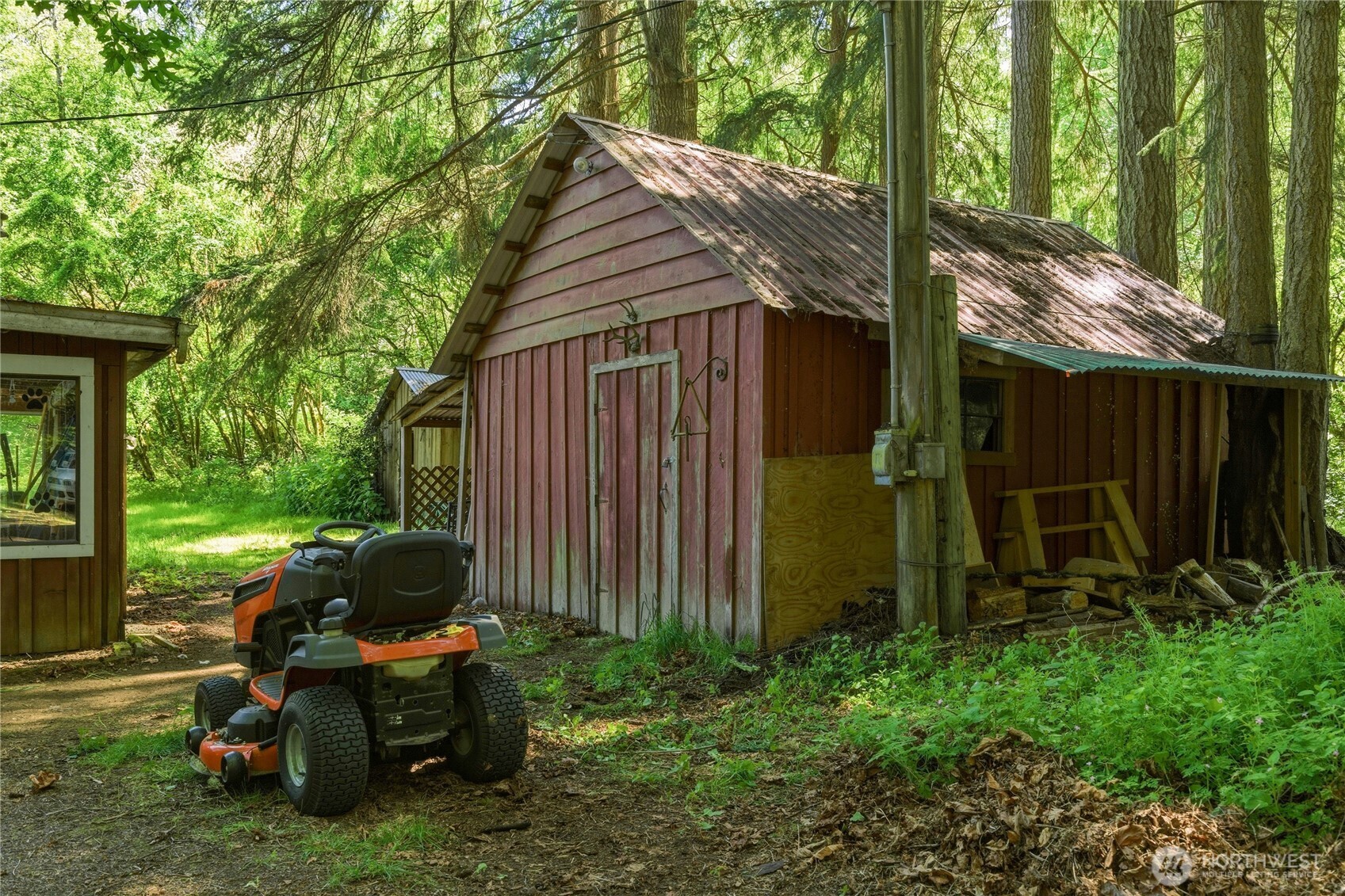 3511 Quade Road Clinton, WA 98236 - Photo 4 of 40