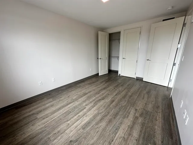 $2,006 | 409 Elm Street, Unit 212, Manchester, NH 03101