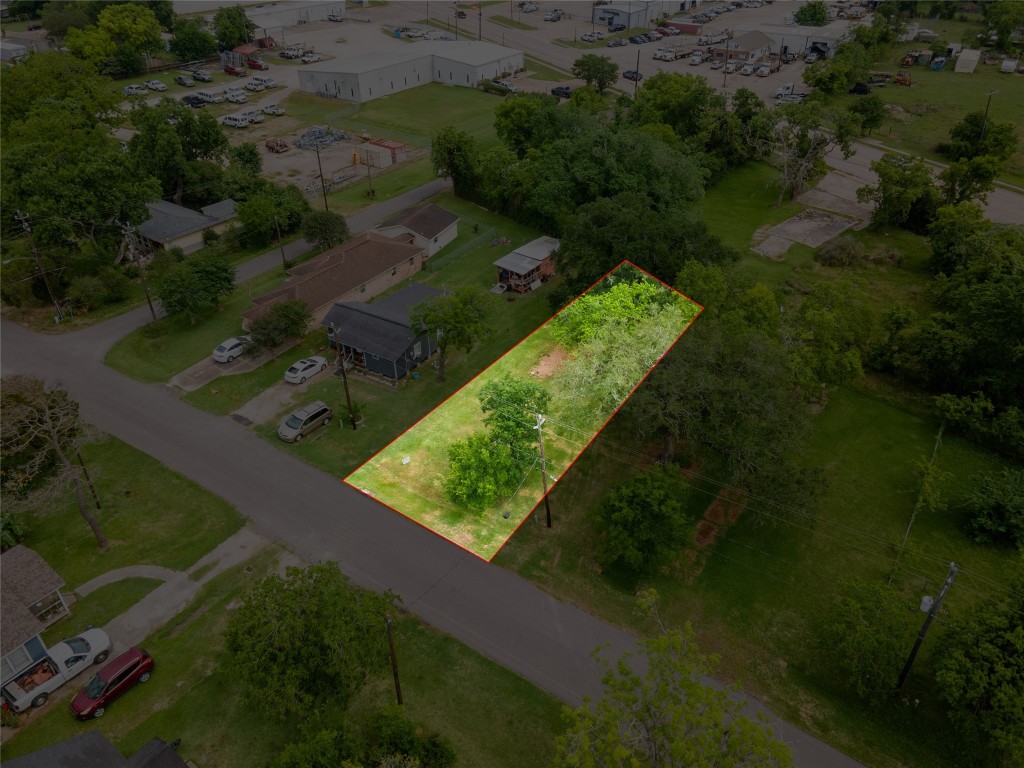 507 Cemetery Road Clute, TX 77531 - Photo 4 of 11 an aerial view of a yard