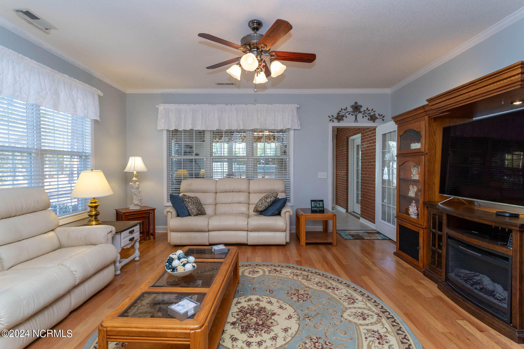 325 Pinehurst Trace Drive Pinehurst, NC 28374 - Photo 14 of 33 family room1
