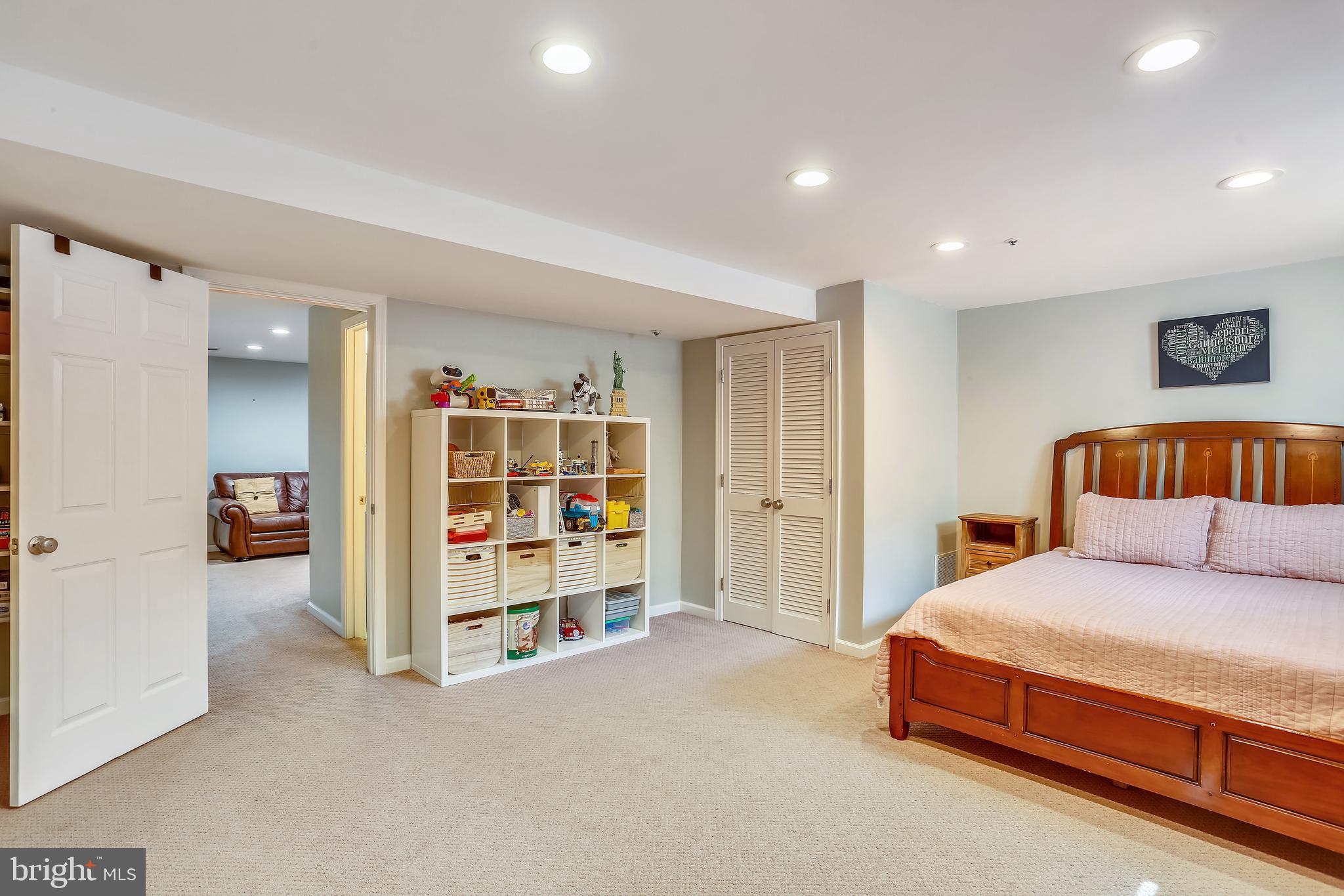 108 Kent Square Road Gaithersburg, MD 20878 - Photo 32 of 53 Versatile lower level bonus room