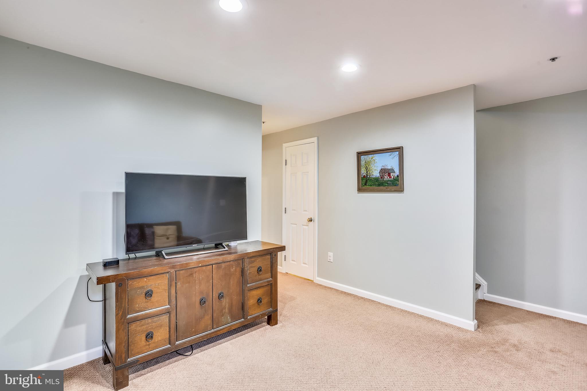 108 Kent Square Road Gaithersburg, MD 20878 - Photo 34 of 53 Lower level bonus room has lots of potential uses