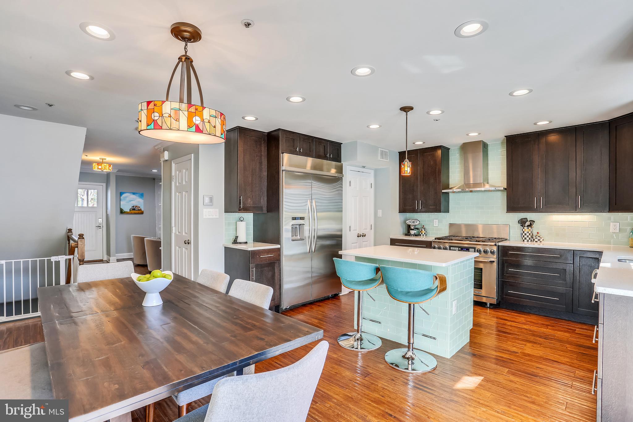 108 Kent Square Road Gaithersburg, MD 20878 - Photo 6 of 53 Versatile dining area adjoins kitchen
