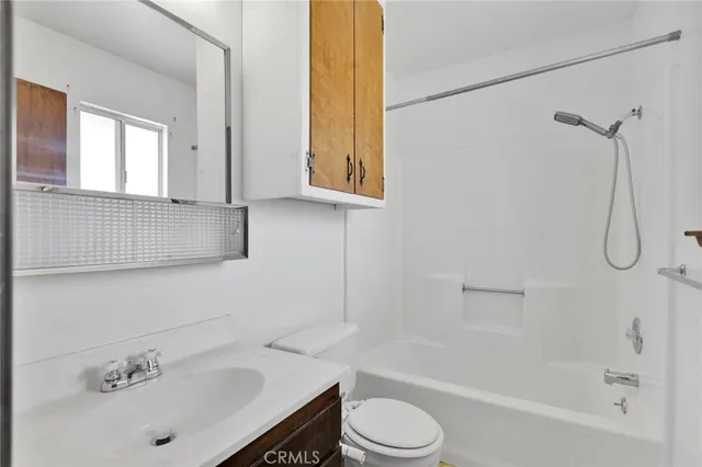 $350,000 | 16463 Solvang Avenue, Victorville, CA 92394