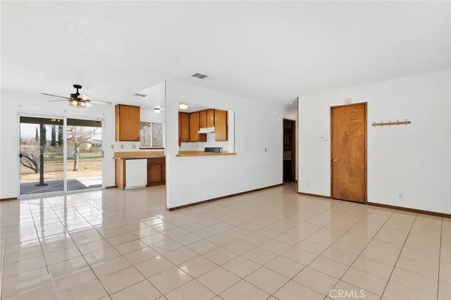 $350,000 | 16463 Solvang Avenue, Victorville, CA 92394