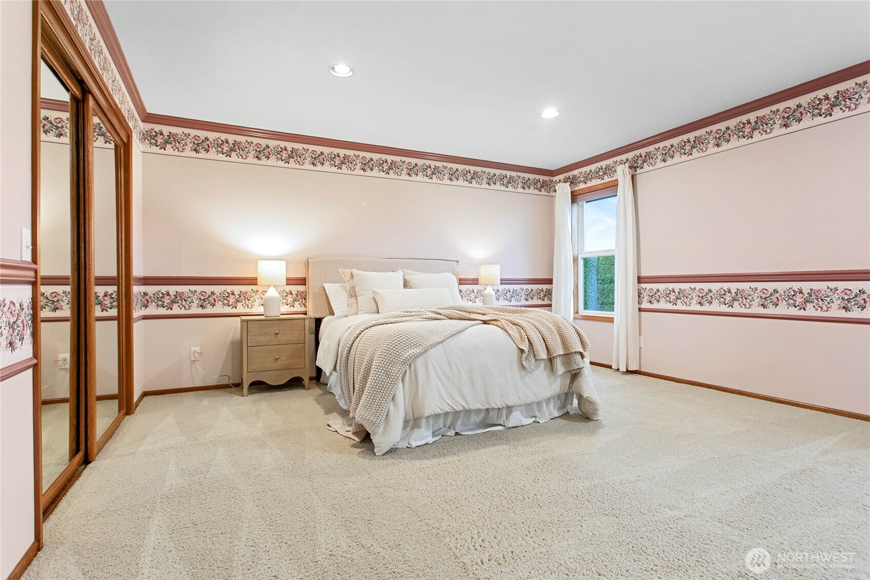 8639 Bender Road Lynden, WA 98264 - Photo 29 of 40 a bed room with a bed and a night stand