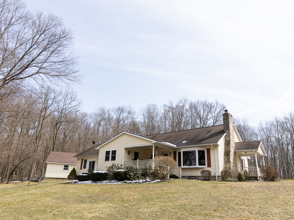4423 Neilltown Road Pleasantville, PA 16341 - Photo 4 of 44 Gallery Image 4