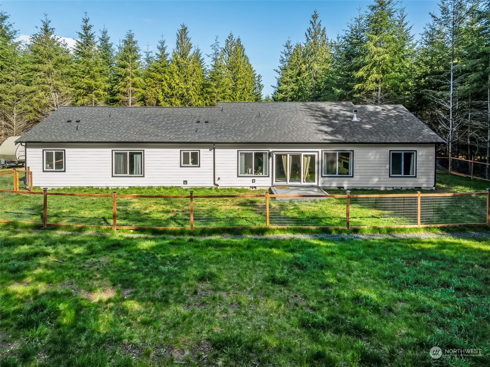 471 Southeast Ellis Road Shelton, WA 98584 - Photo 30 of 38 front view of house with a yard