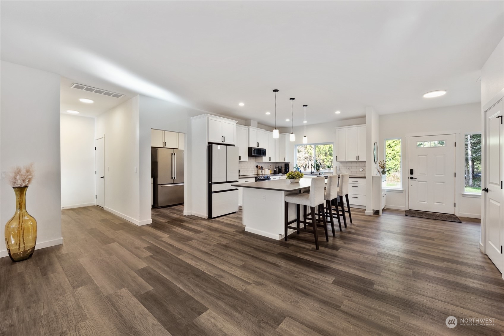 471 Southeast Ellis Road Shelton, WA 98584 - Photo 9 of 38 a view of a kitchen and dining room