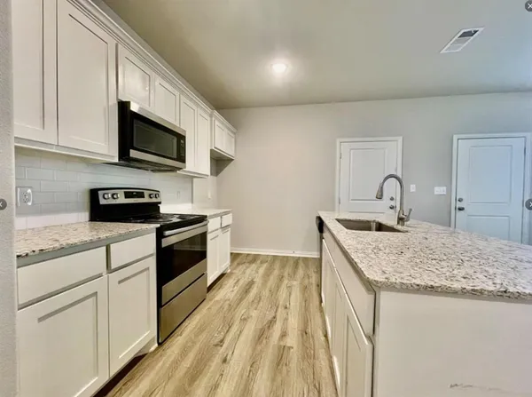 $1,600 | 2841 Peony Drive, Sherman, TX 75092