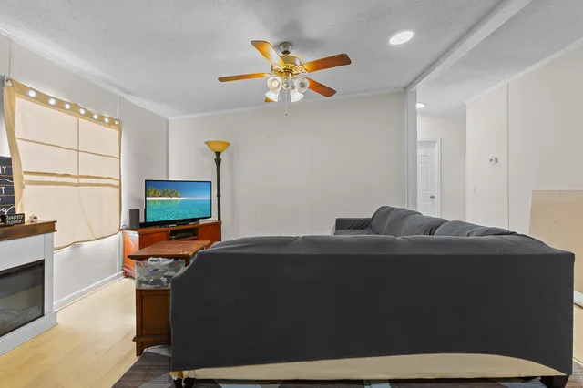 $149,000 | 560 Hammond Cross Road, St. Matthews, SC 29135