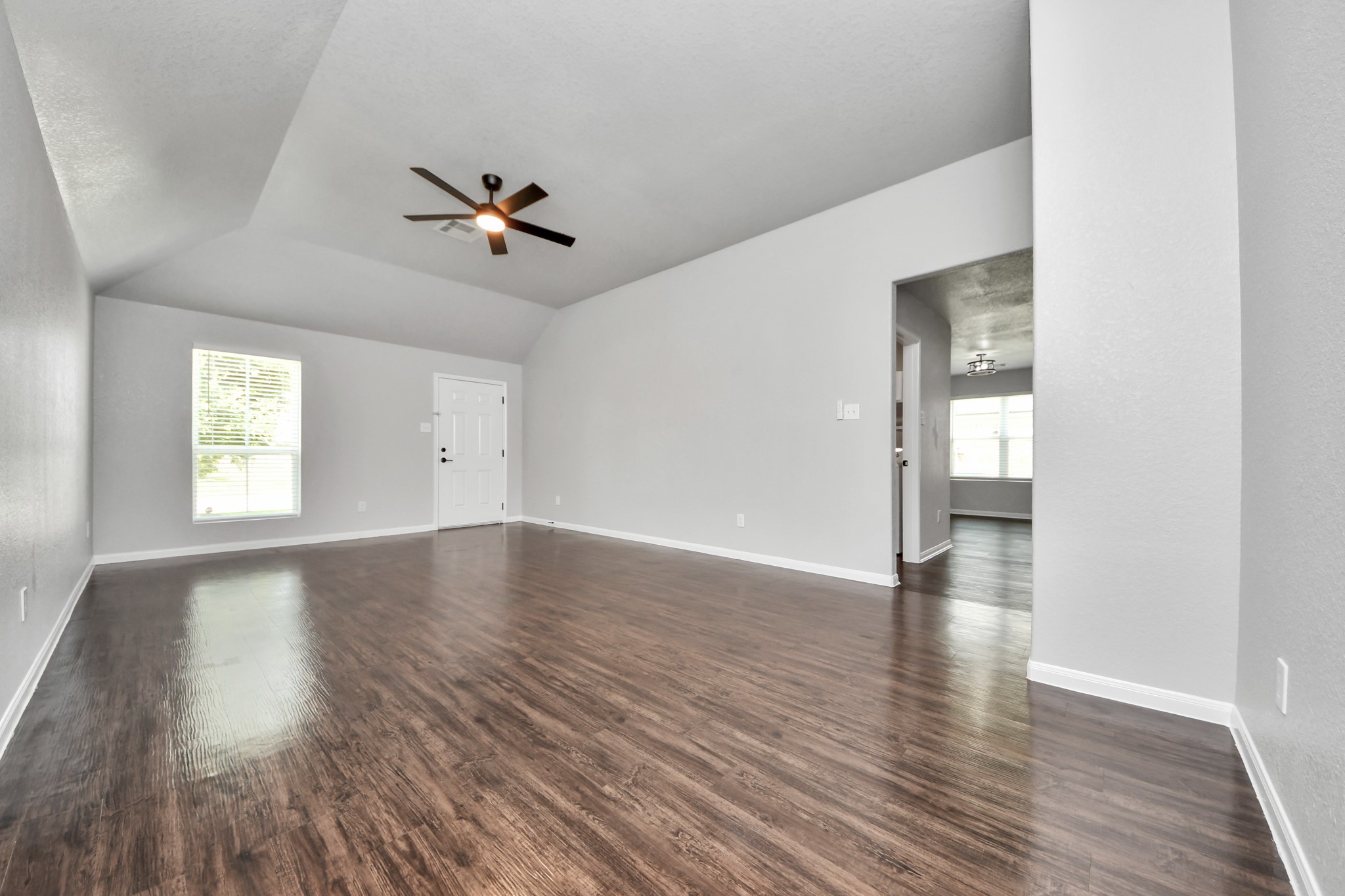4707 Wheelwright Trail Rosenberg, TX 77471 - Photo 3 of 22