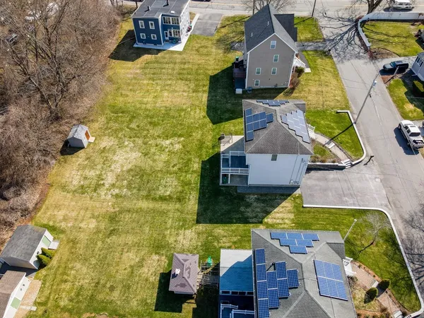 $799,900 | 15 Meadow Drive, Lowell, MA 01854