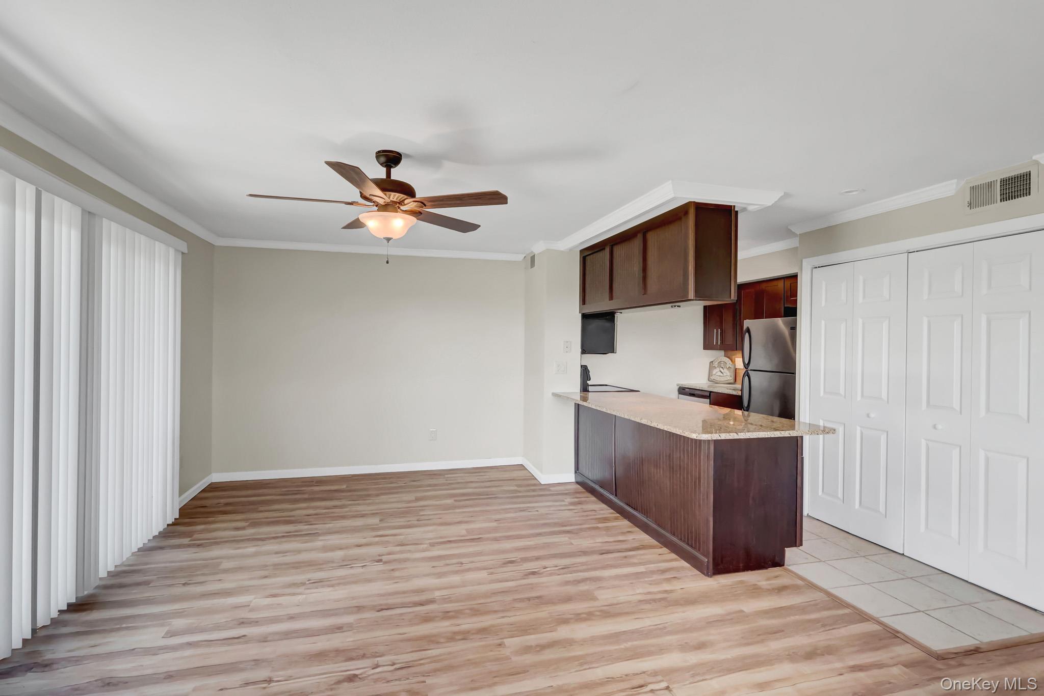 1 Anchorage Way, Unit 601 Freeport, NY 11520 - Photo 26 of 38