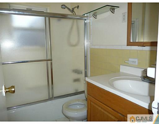 199 Evergreen Road, Unit 10B Edison, NJ 08837 - Photo 11 of 22 Gallery Image 11