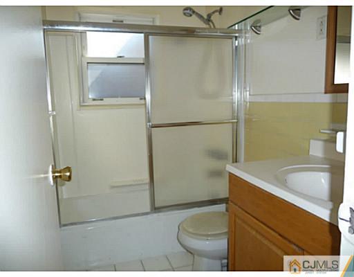 199 Evergreen Road, Unit 10B Edison, NJ 08837 - Photo 12 of 22 Gallery Image 12
