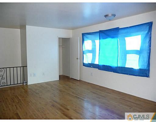 199 Evergreen Road, Unit 10B Edison, NJ 08837 - Photo 4 of 22 Gallery Image 4