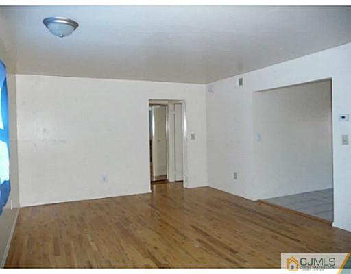 199 Evergreen Road, Unit 10B Edison, NJ 08837 - Photo 6 of 22 Gallery Image 6
