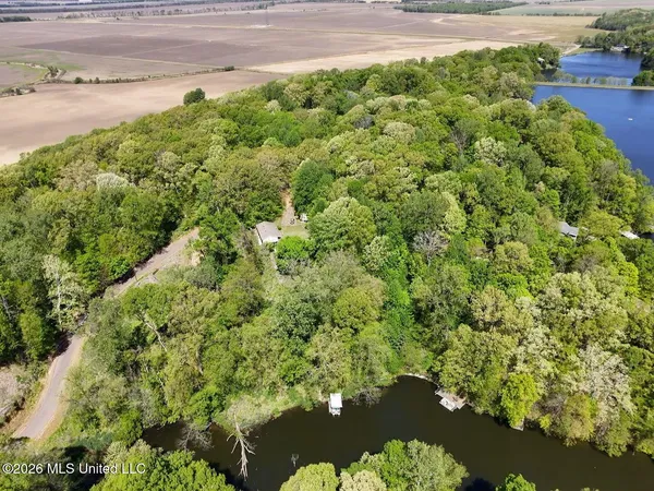$150,000 | 2830 Woodland Lake Road, Hernando, MS 38632