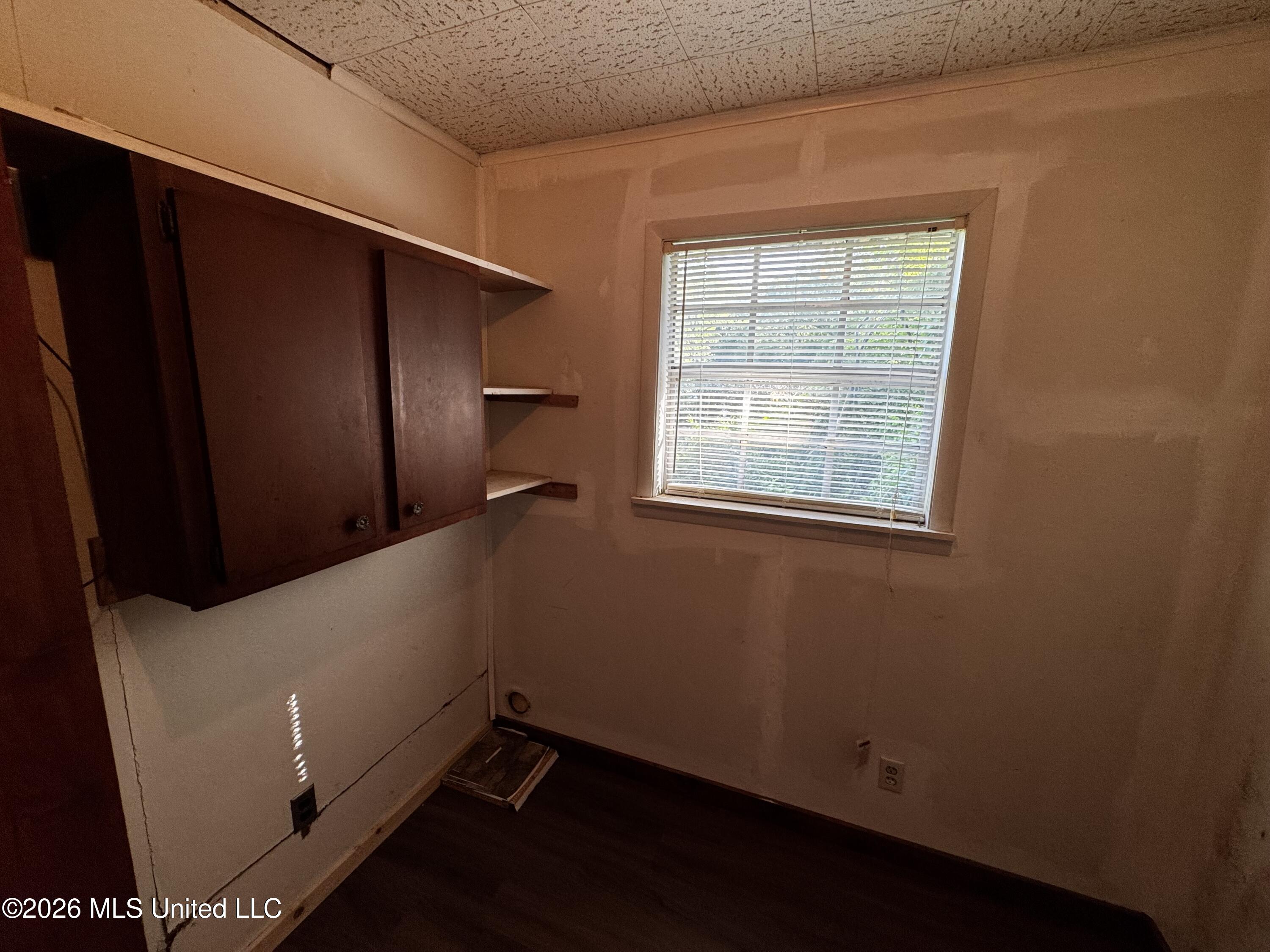 2830 Woodland Lake Road Hernando, MS 38632 - Photo 25 of 37 Storage area