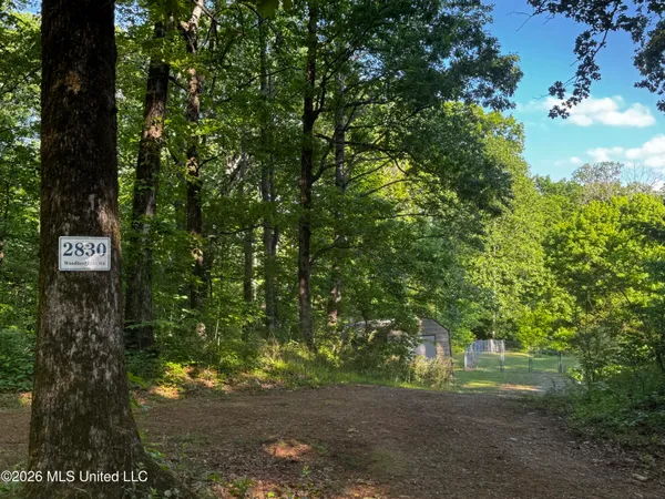 $150,000 | 2830 Woodland Lake Road, Hernando, MS 38632