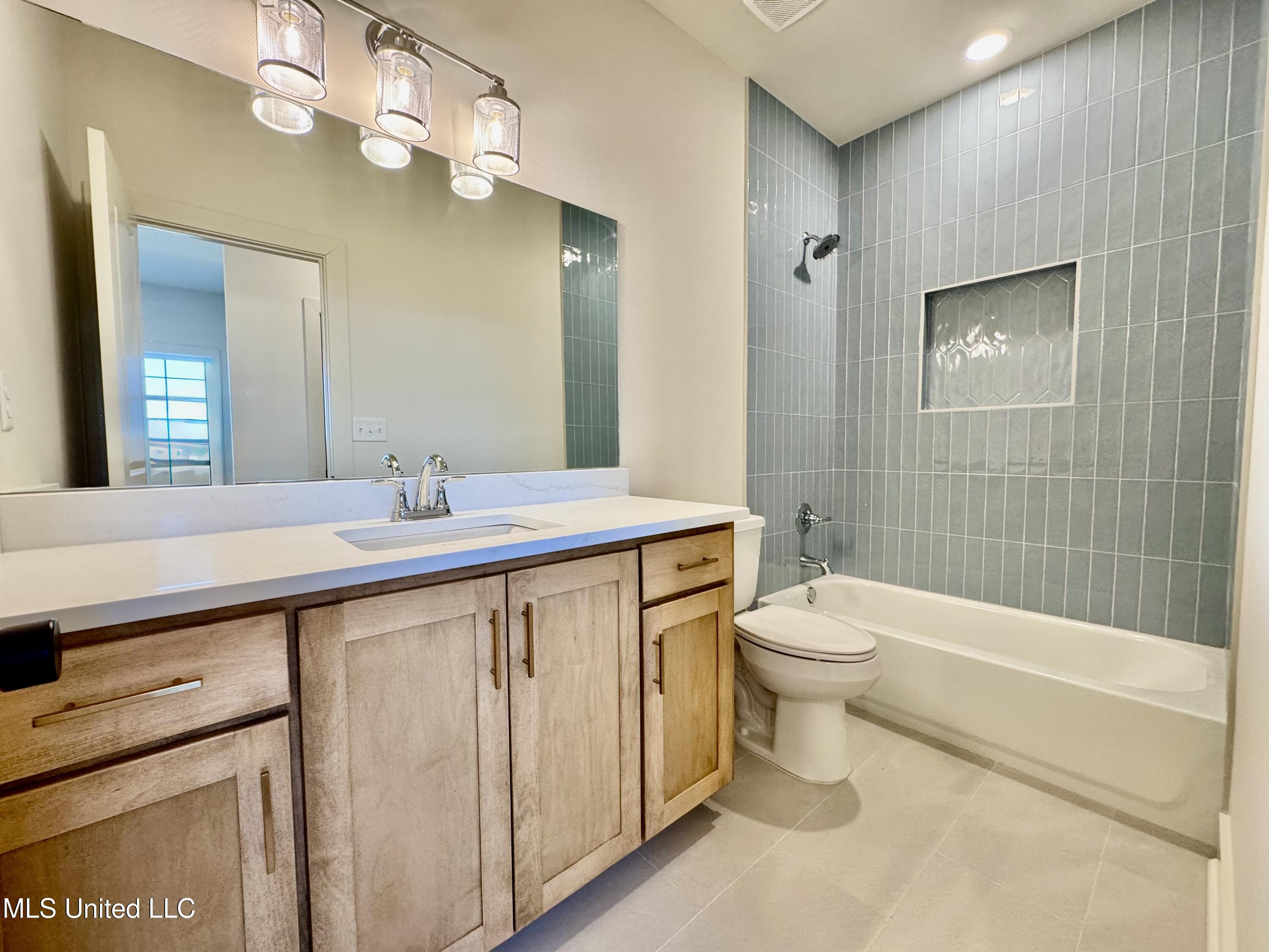 4220 Adriane Cove Nesbit, MS 38651 - Photo 26 of 31 IMG_4745