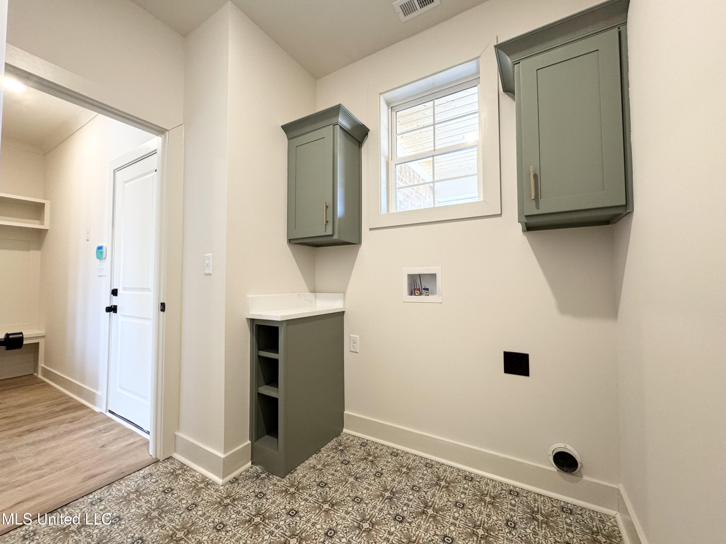 4220 Adriane Cove Nesbit, MS 38651 - Photo 28 of 31 IMG_4754