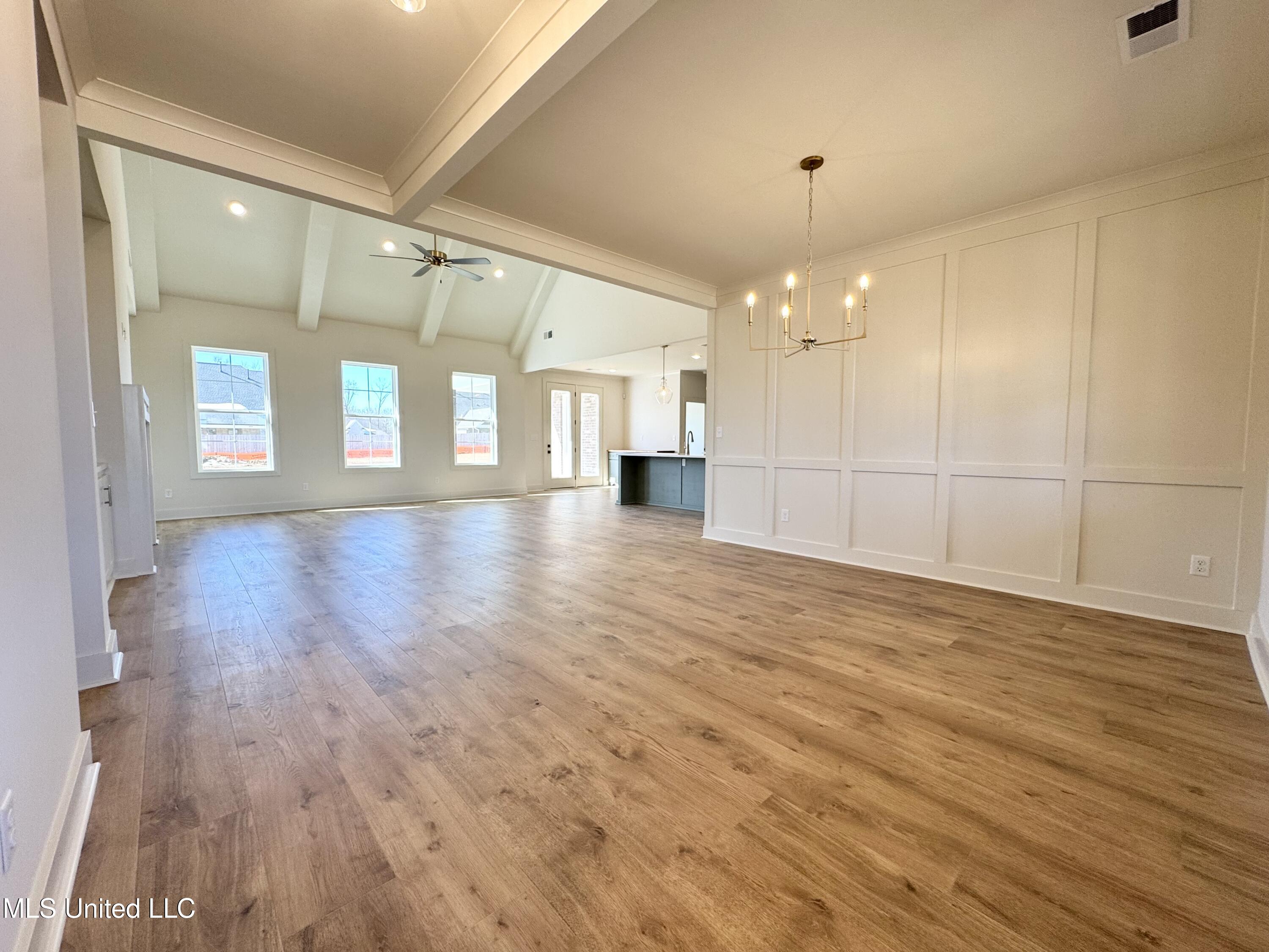 4220 Adriane Cove Nesbit, MS 38651 - Photo 4 of 31 IMG_4726