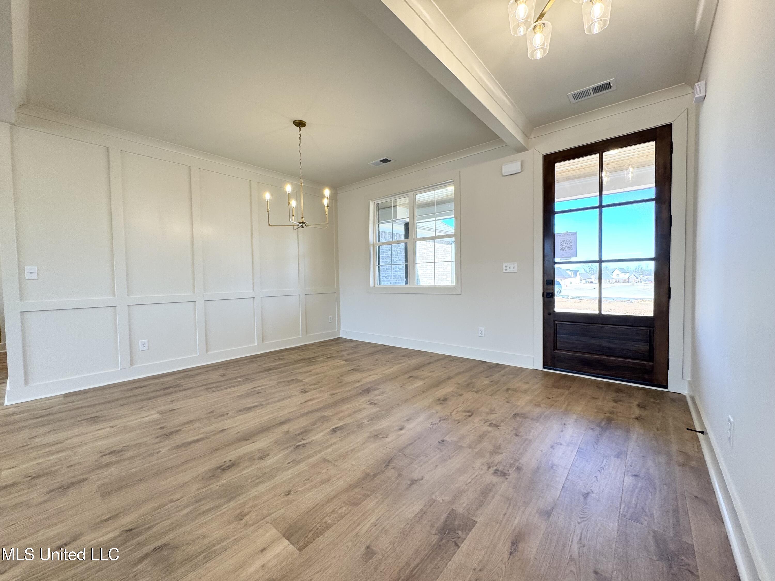 4220 Adriane Cove Nesbit, MS 38651 - Photo 5 of 31 IMG_4753